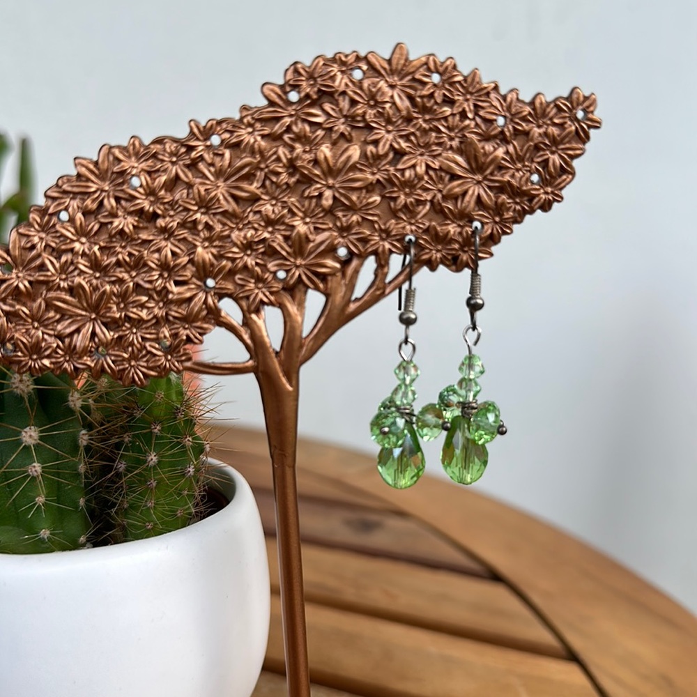 Silver drop earrings with green stones ✨